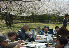 <br />
<b>Warning</b>:  Array to string conversion in <b>/home/xb661875/ikoinosato.com/public_html/wp/wp-content/themes/wp-templ/single-facility.php</b> on line <b>462</b><br />
季節感を大切にしたバラエティーに富んだ行事・イベント